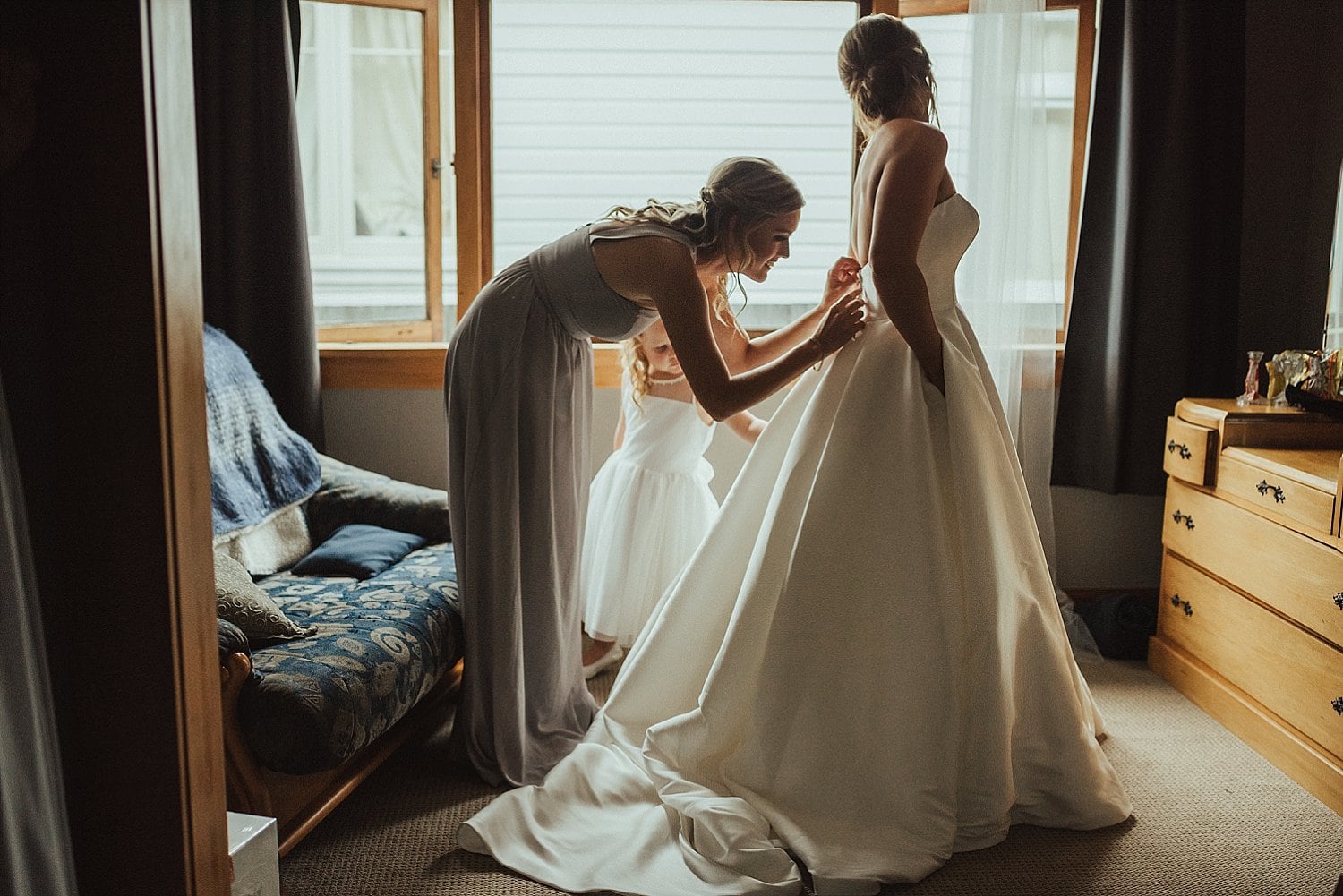 Kate & Grae - Cape Estate, Hawke's Bay | www.meredithlord.com