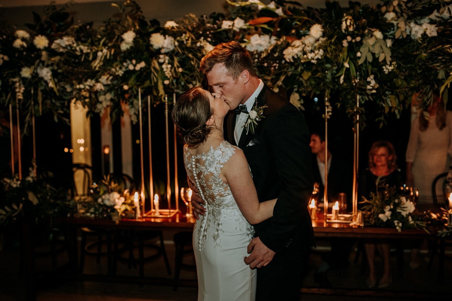 Kirsty & Brendon - Black Barn River Rooms, Hawke's Bay, Wedding | www.meredithlord.com