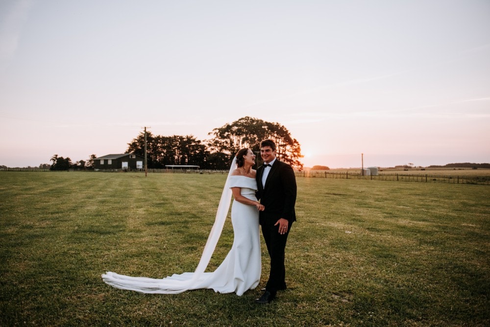 Kate & Shay - Feilding Farm Wedding | www.meredithlord.com