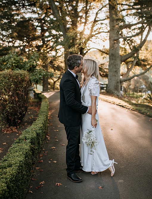 Sophie & Willie, Intimate Hawke's Bay Farm Wedding | Meredith Lord Photography www.meredithlord.com