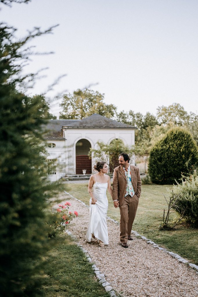 Brooke & Louis - Loire Valley, French Chateau Wedding | Meredith Lord Photography www.meredithlord.com