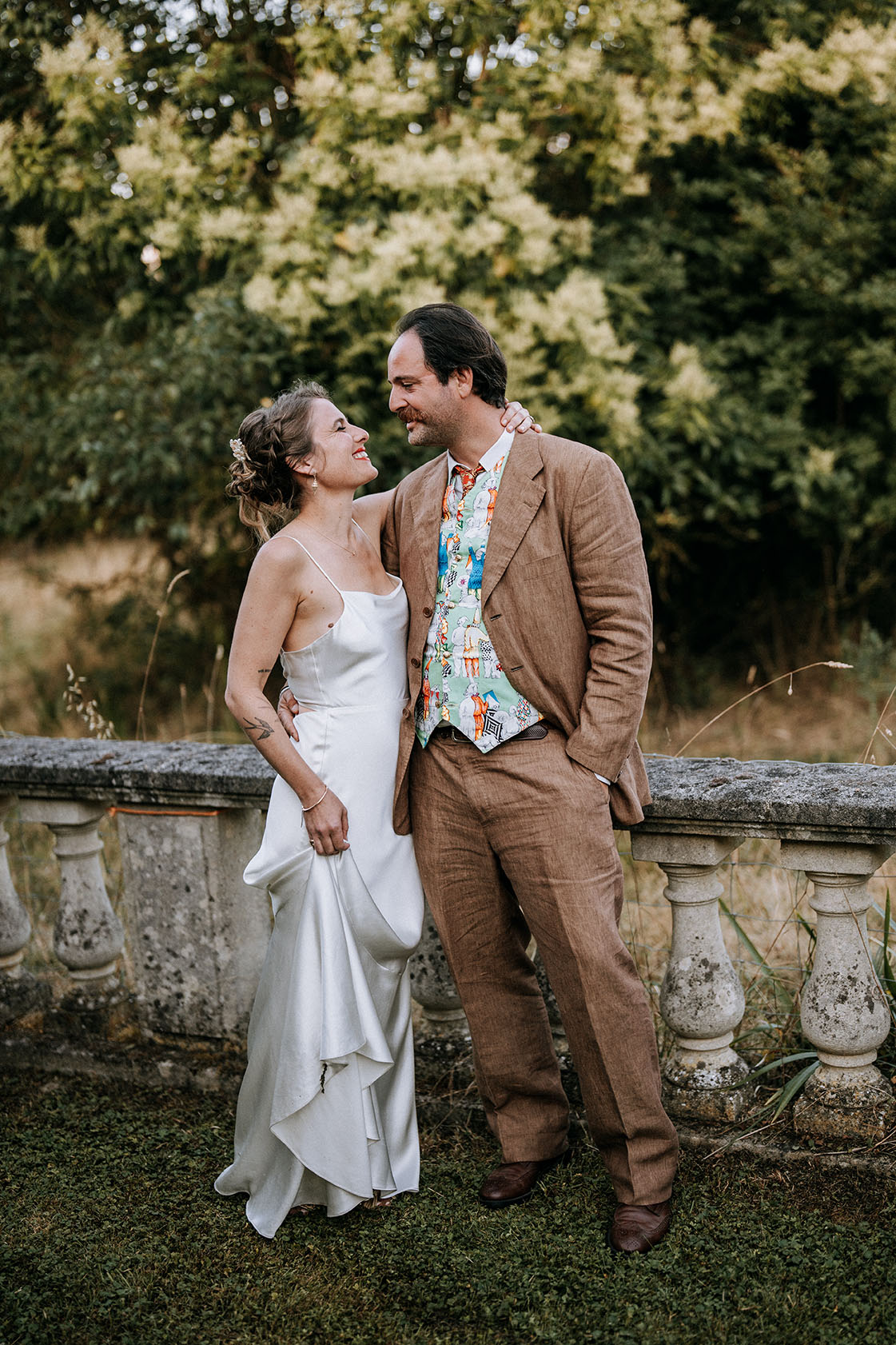 Brooke & Louis - Loire Valley, French Chateau Wedding | Meredith Lord Photography www.meredithlord.com