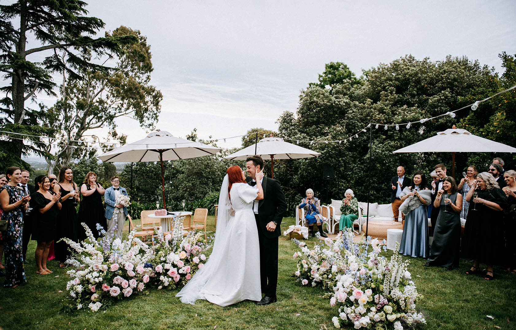 Stylish Hawkes Bay Wedding, photographed by New Zealand and Europe based wedding photographer Meredith Lord