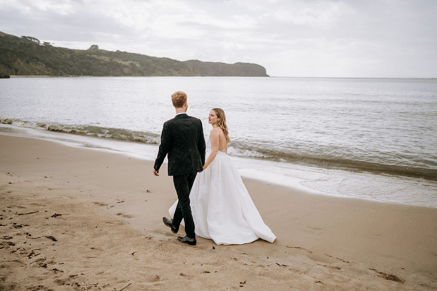 Intimate Hokianga Beach wedding, New Zealand, photographed by New Zealand wedding photographer Meredith Lord