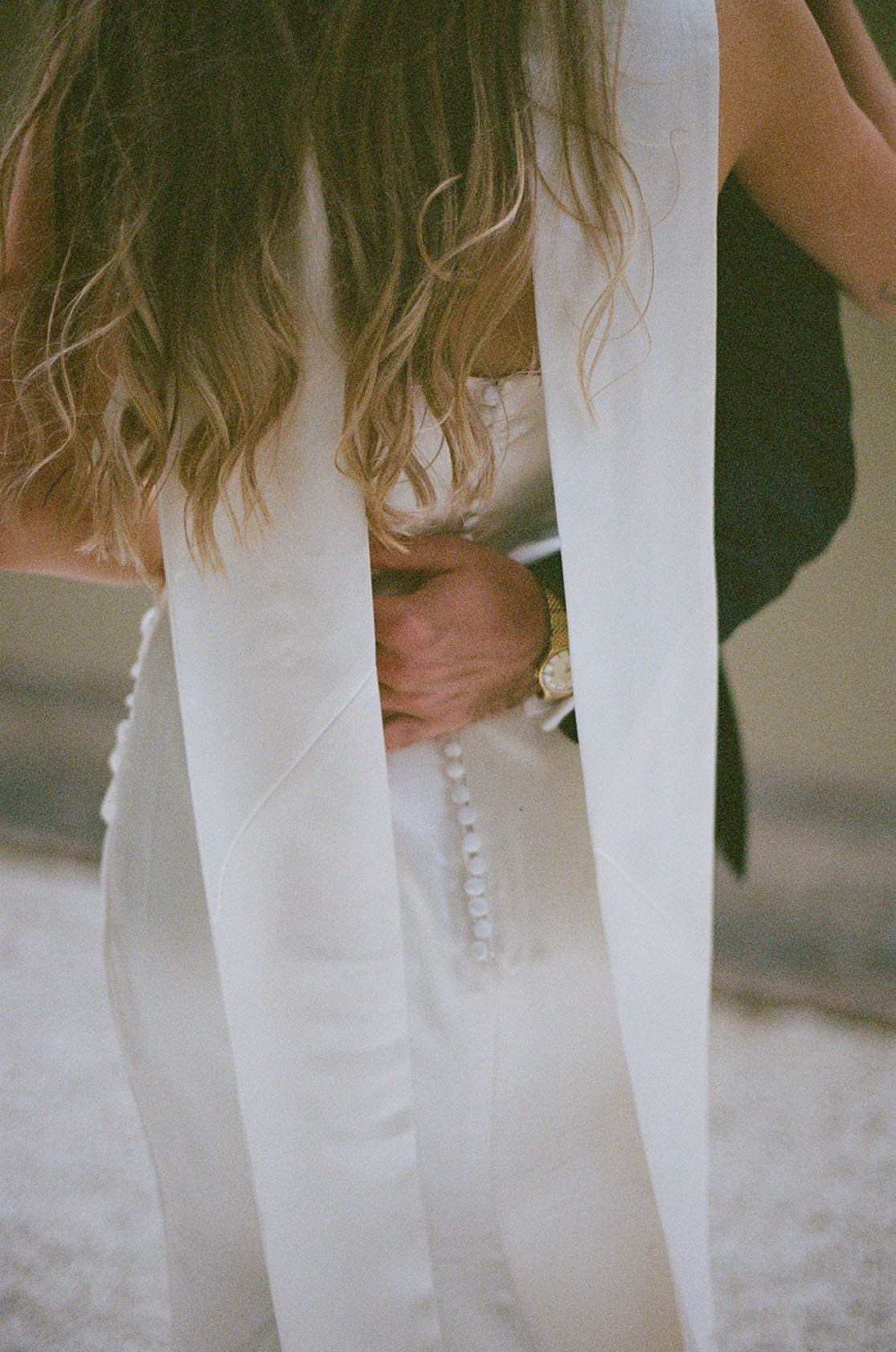 Destination wedding in Umbria, Italy, photographed by New Zealand and Europe based wedding photographer Meredith Lord