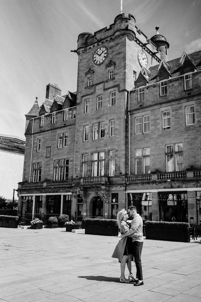 Destination Edinburgh Anniversary Session, photographed by New Zealand and Europe based wedding photographer Meredith Lord