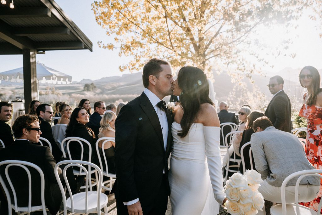 Hawke's Bay Destination wedding, photographed by New Zealand and Europe based wedding photographer Meredith Lord
