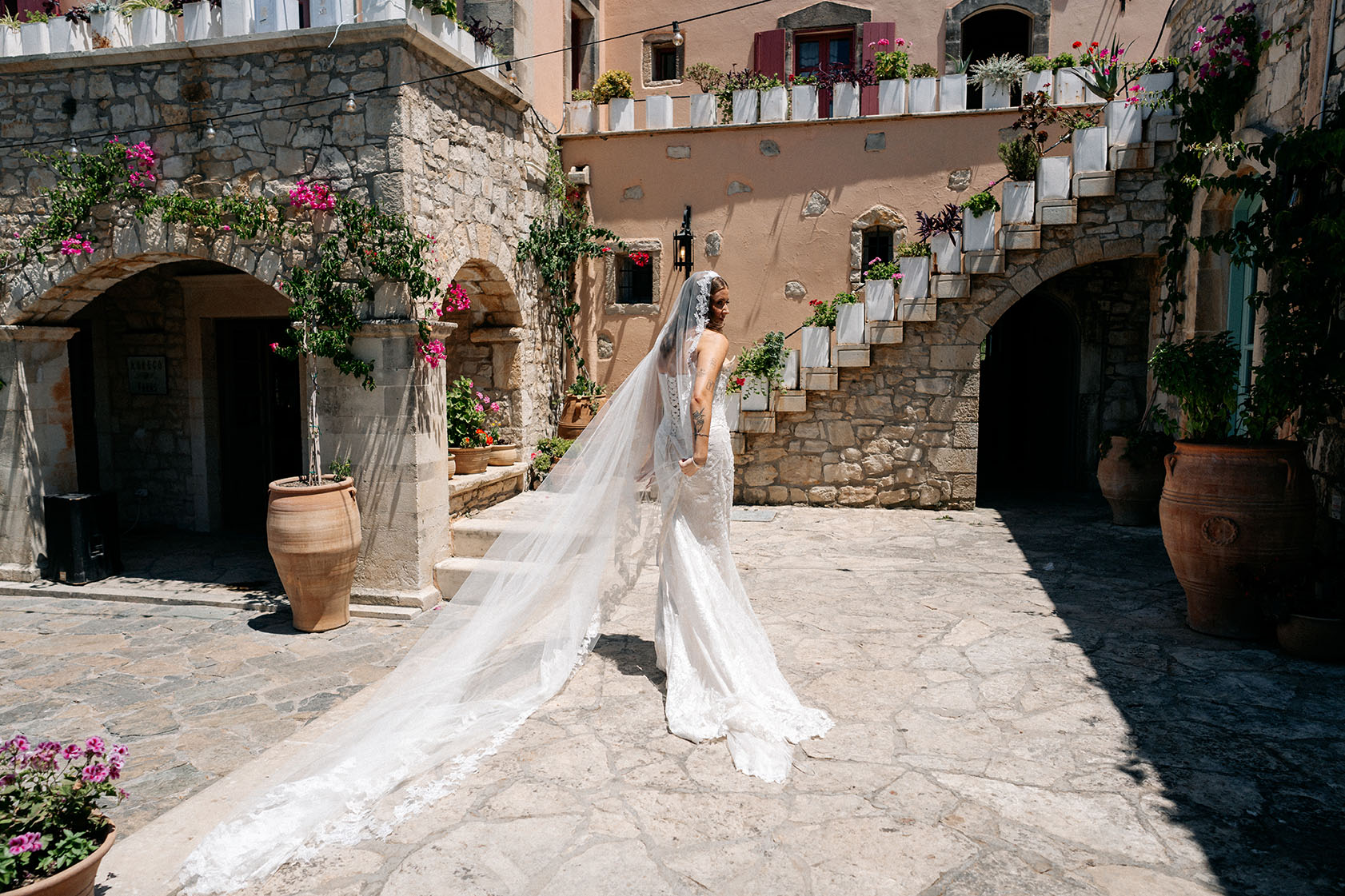 Renee, Agreco Farm Wedding, Crete - Meredith Lord Photography Renee, Agreco Farm Wedding, Crete